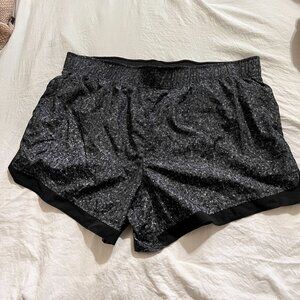 Athletic Works Women's Large Gray and black Lined Running shorts size XXL/2XL (2